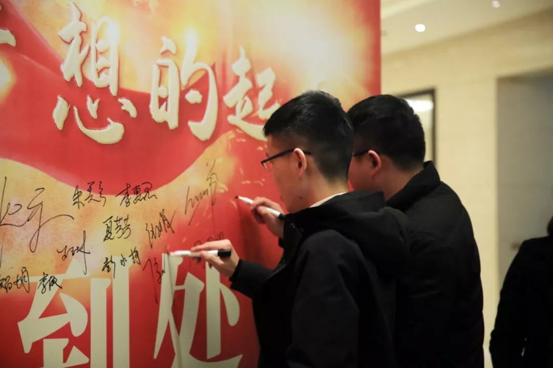 1579394386451653.jpg 3_爱奇艺.jpg